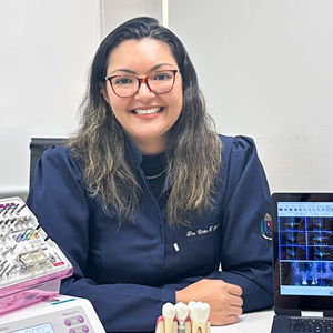 Dra. Cintia Sericaku